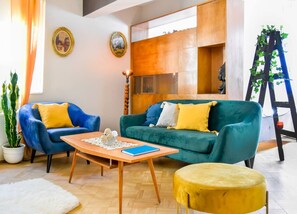 Téléviseur, bureau