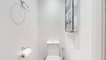 Shower, towels, soap, shampoo