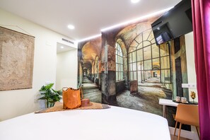 Triple Room, Private Bathroom | In-room safe, blackout drapes, soundproofing, iron/ironing board - Center Suite Acebedos  (Santander)