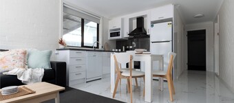 Riverside Gem with Parking & WiFi