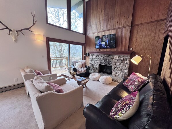 Smart TV, fireplace - Perfect place to stay for all seasons (Sugar Mountain)