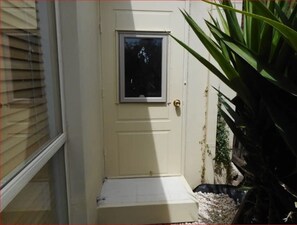 تفاصيل الفندق من الخارج