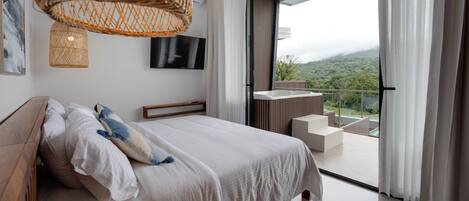 2 chambres, coffres-forts dans les chambres, bureau