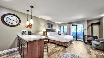 Iron/ironing board, free WiFi, bed sheets