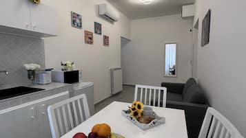 Televisión LED de 25 pulgadas con canales digitales
