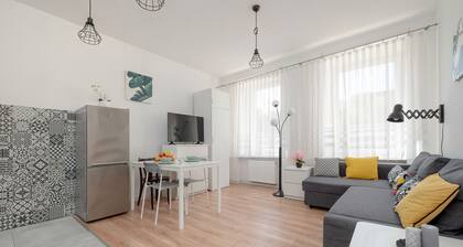 Cosy Studio With Parking by Renters