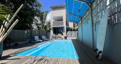 Appartement Spacieux Idéal Pour les Familles, à 5 min de la Plage Publique