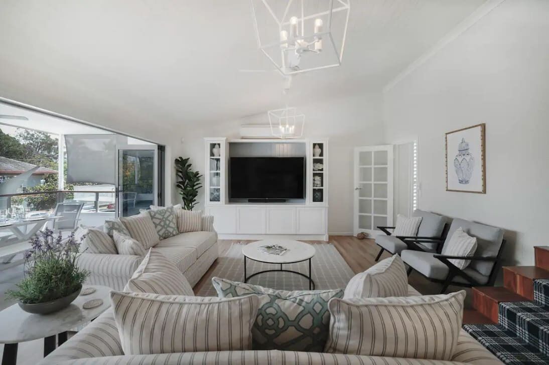 Télévision, espaces bureaux