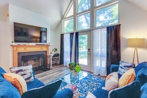 House (3 Bedrooms) | Front of property