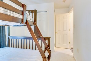 House (3 Bedrooms) | Interior - Golf + Hike: Home w/ Resort Perks in Hedgesville (Hedgesville)