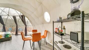 Apartment (0 Bedroom) | Interior