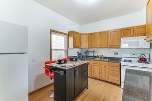 House (3 Bedrooms) | Interior - 8 Mi to Chicago: Oak Park Home w/ Fenced Backyard! (Oak Park)