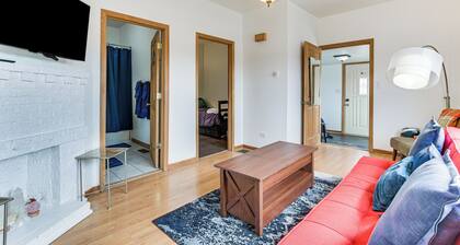 Pet Friendly: 8 Mi to Chicago - Fenced Backyard!