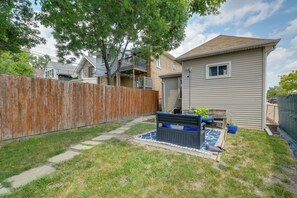 House (3 Bedrooms) | Interior - Pet Friendly: 8 Mi to Chicago - Fenced Backyard! (Oak Park)