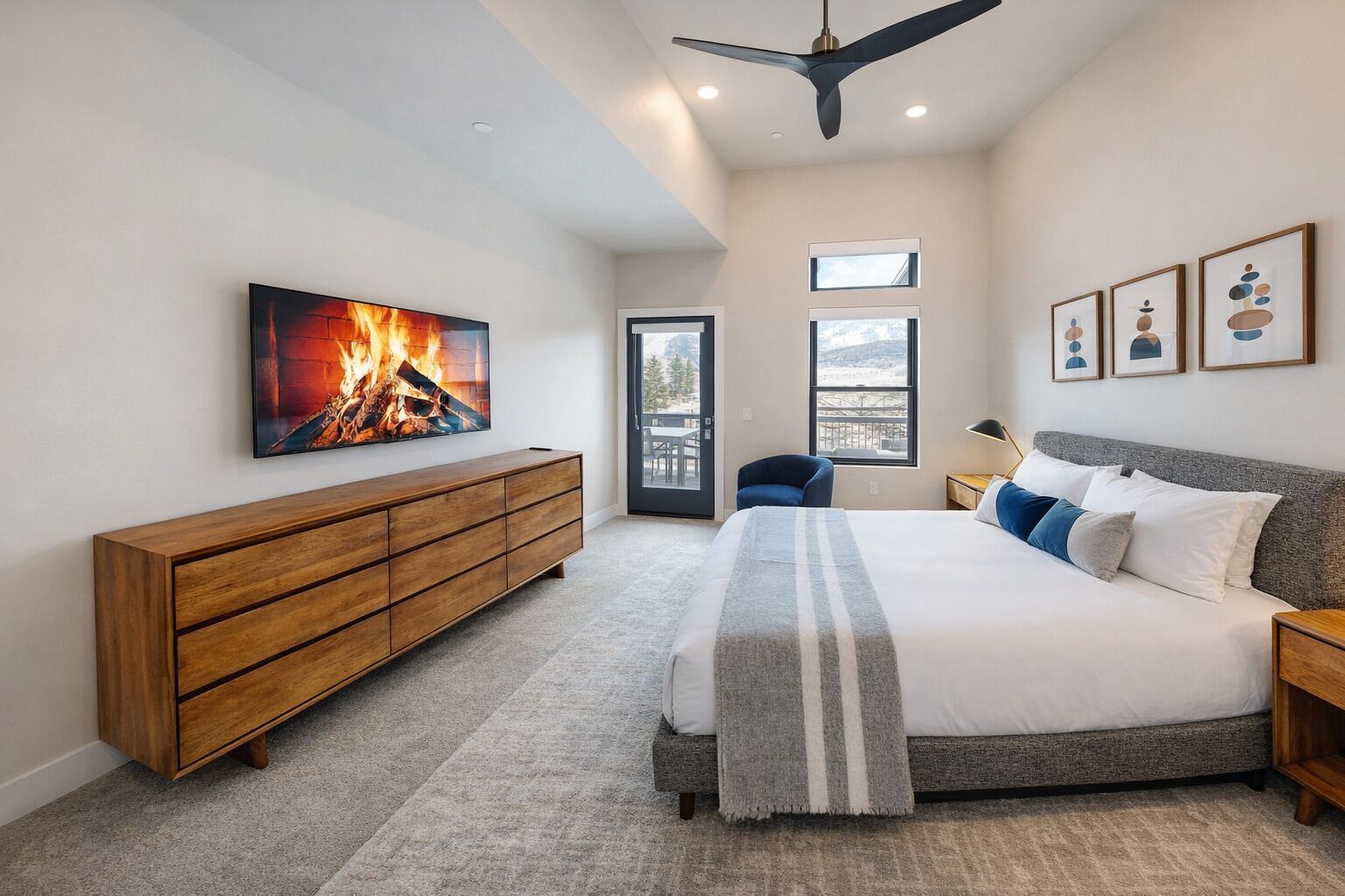 Condo, 3 Bedrooms | 3 bedrooms, iron/ironing board, free WiFi