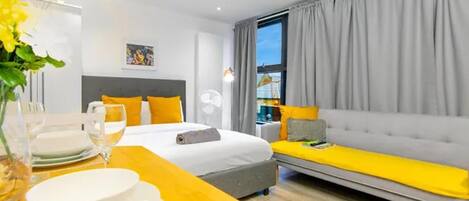 Studio | Free WiFi, bed sheets