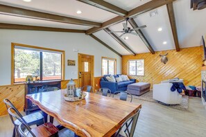 Casa (2 Bedrooms) | Interior