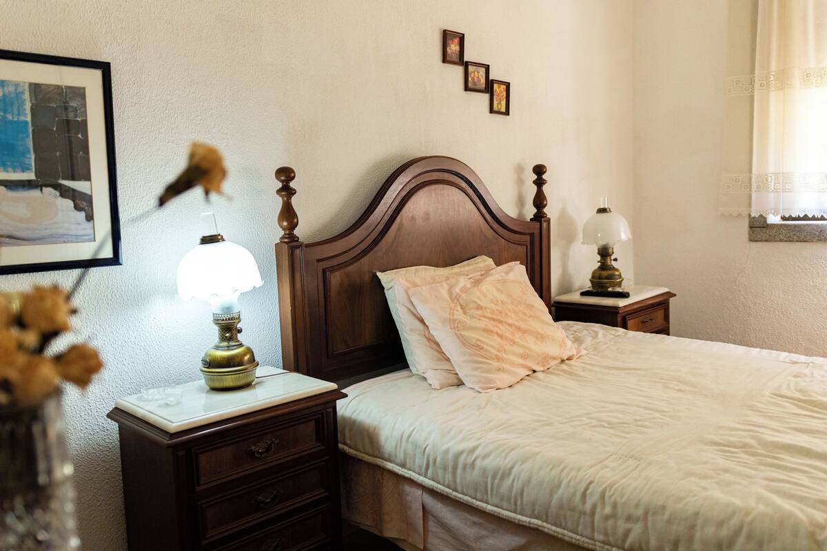 Soundproofing, WiFi (free), bed sheets