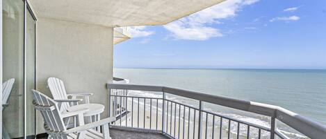 Condo, 1 Bedroom | Property grounds