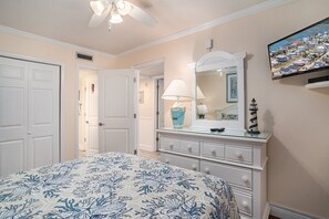 Condo, 2 Bedrooms