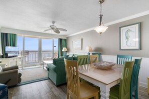 Condo, 2 Bedrooms | Dining