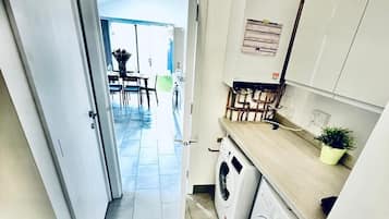 單棟房屋 | 私人廚房 | 雪櫃、微波爐、焗爐、爐具