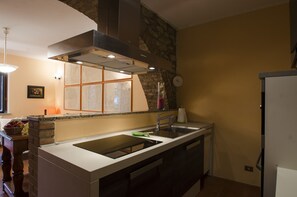 Microwave, oven, dishwasher