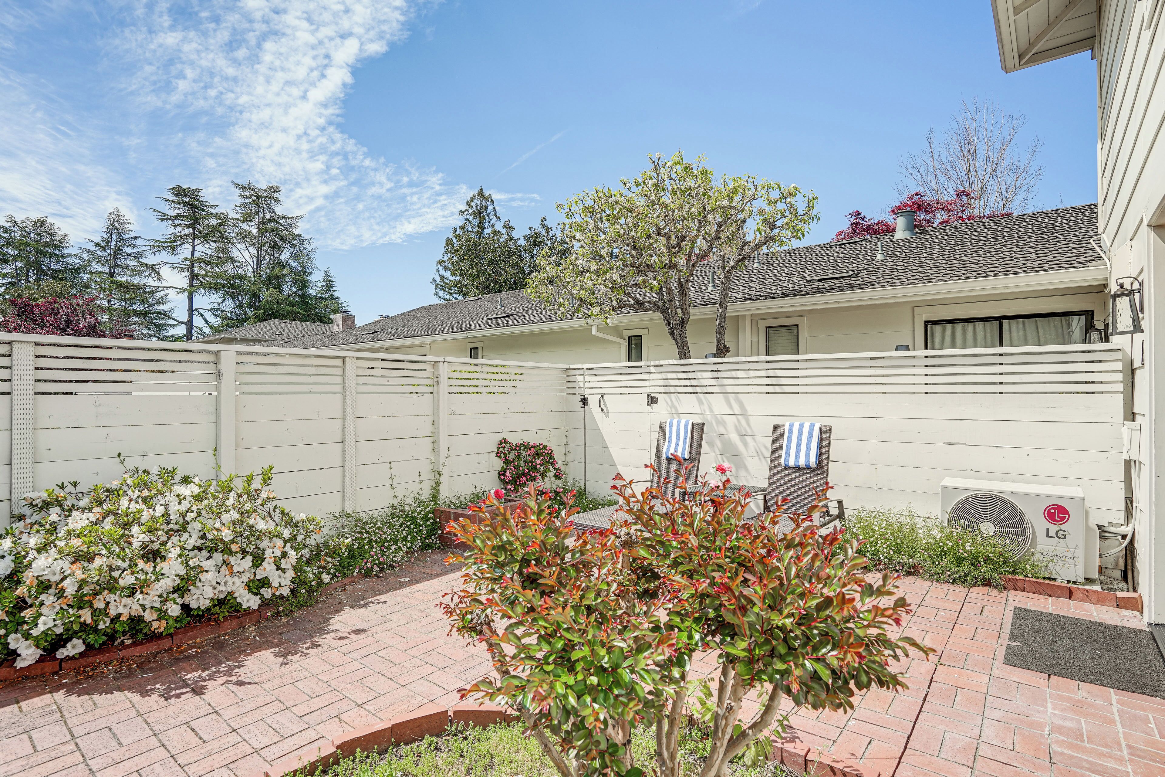 Apartment (0 Bedroom) | Interior