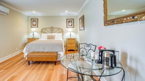 Apartemen (0 Bedroom) | Bagian depan properti