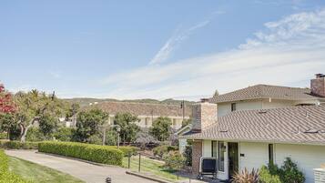 Apartment (0 Bedroom) | Interior