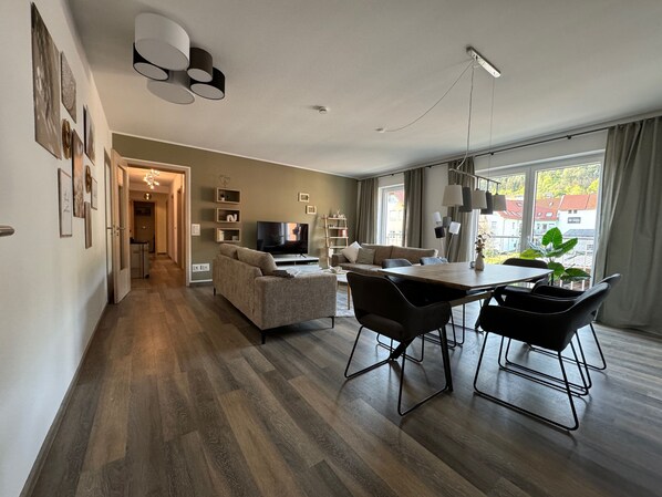 Smart TV, books - Markina - Penthaus - Burgblick (Treffurt)