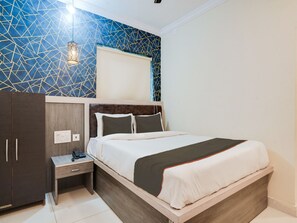 Classic Room | 1 bedroom, bed sheets - Super Collection O Hotel Blue Petals (Hyderabad)