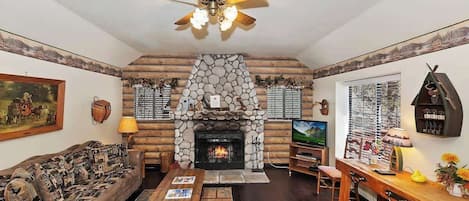 Télévision, cheminée