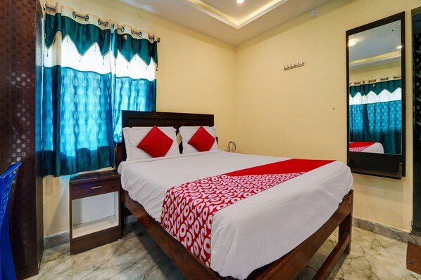 Classic Room | 1 bedroom, bed sheets