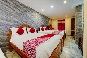 Classic Room | 1 bedroom, bed sheets