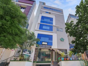 Front of property - Super Collection O Hotel Green Majestic (Hyderabad)