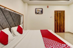 Room - OYO Hotel SS Grand  (Guntur)