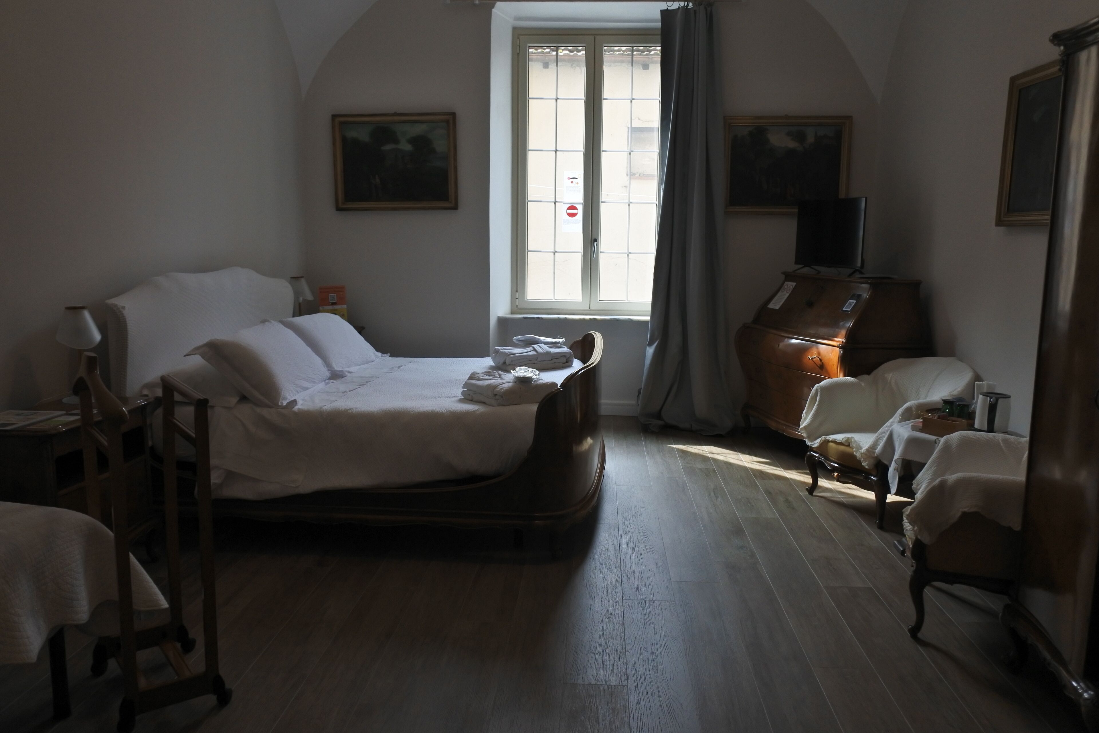 Family Room | In-room safe, blackout curtains, cots/infant beds, free WiFi