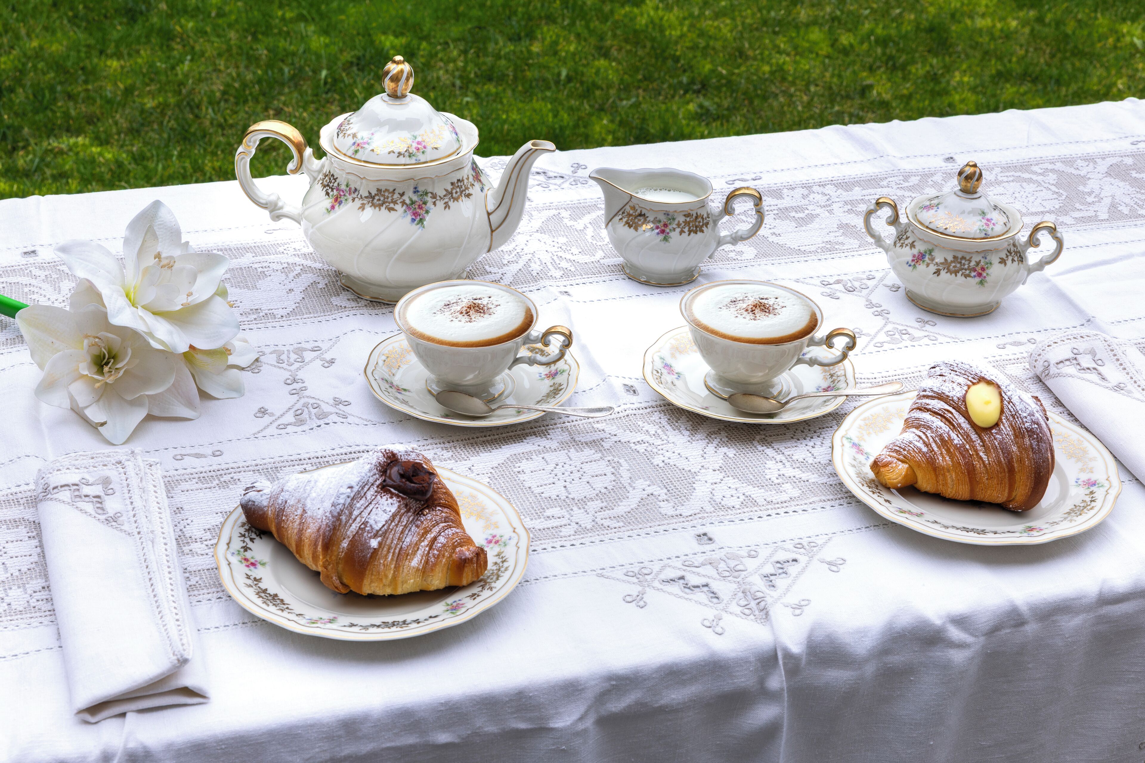 Petit déjeuner composé de spécialités régionales compris tous les jours