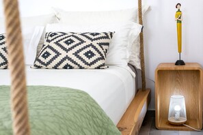 Suite | 3 bedrooms, soundproofing - Elite Houses Santorini (Santorini)