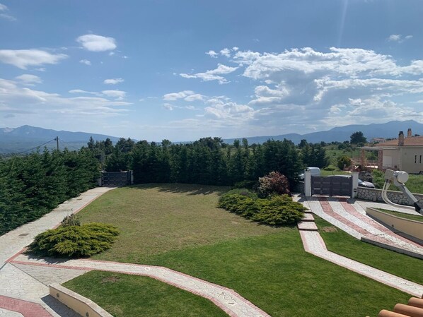 House | 4 bedrooms - Villa Petalo at Varnavas (Marathon)