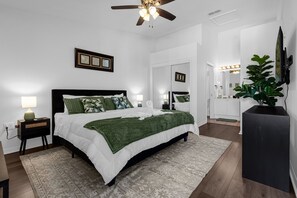 3 Schlafzimmer, Bügeleisen/Bügelbrett, WLAN, Bettwäsche