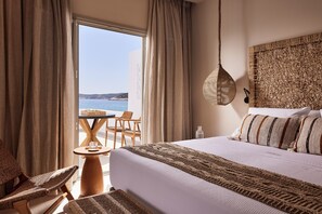 Superior Suite with Sea View | Minibar, in-room safe, soundproofing, free WiFi - Enalion Suites Sifnos (Sifnos)