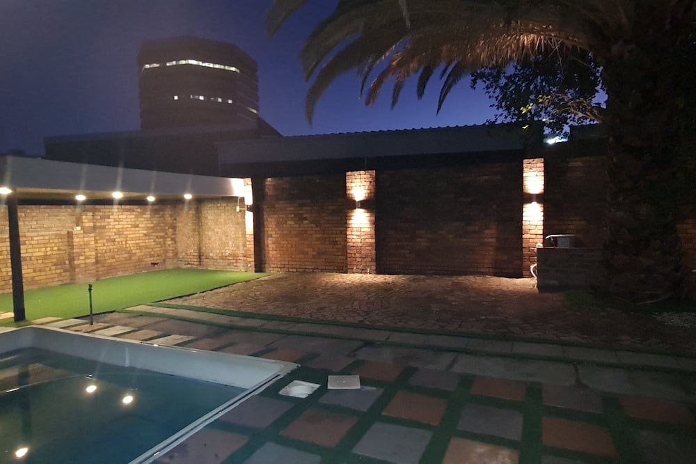 Ojong's Guesthouse
