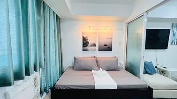 1 bedroom, WiFi, bed sheets