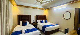 โรงแรม บลู สกาย เรสซิเดนเชียล