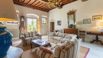 Vila Panorama, pemandangan kebun | Area keluarga | Perapian