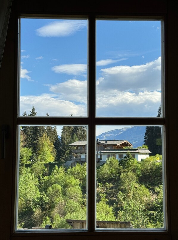Comfort Chalet, Mountain View | In-room dining