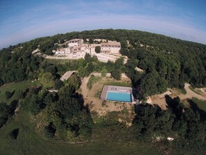 Exterior - Domaine de Coulon, Maison Cornillon (Issirac)