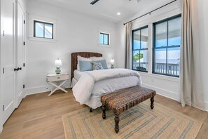 4 間睡房、熨斗/熨衫板、免費 Wi-Fi、床單